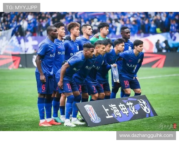 上海足球队技术争议引发热议球迷与专家观点碰撞激烈